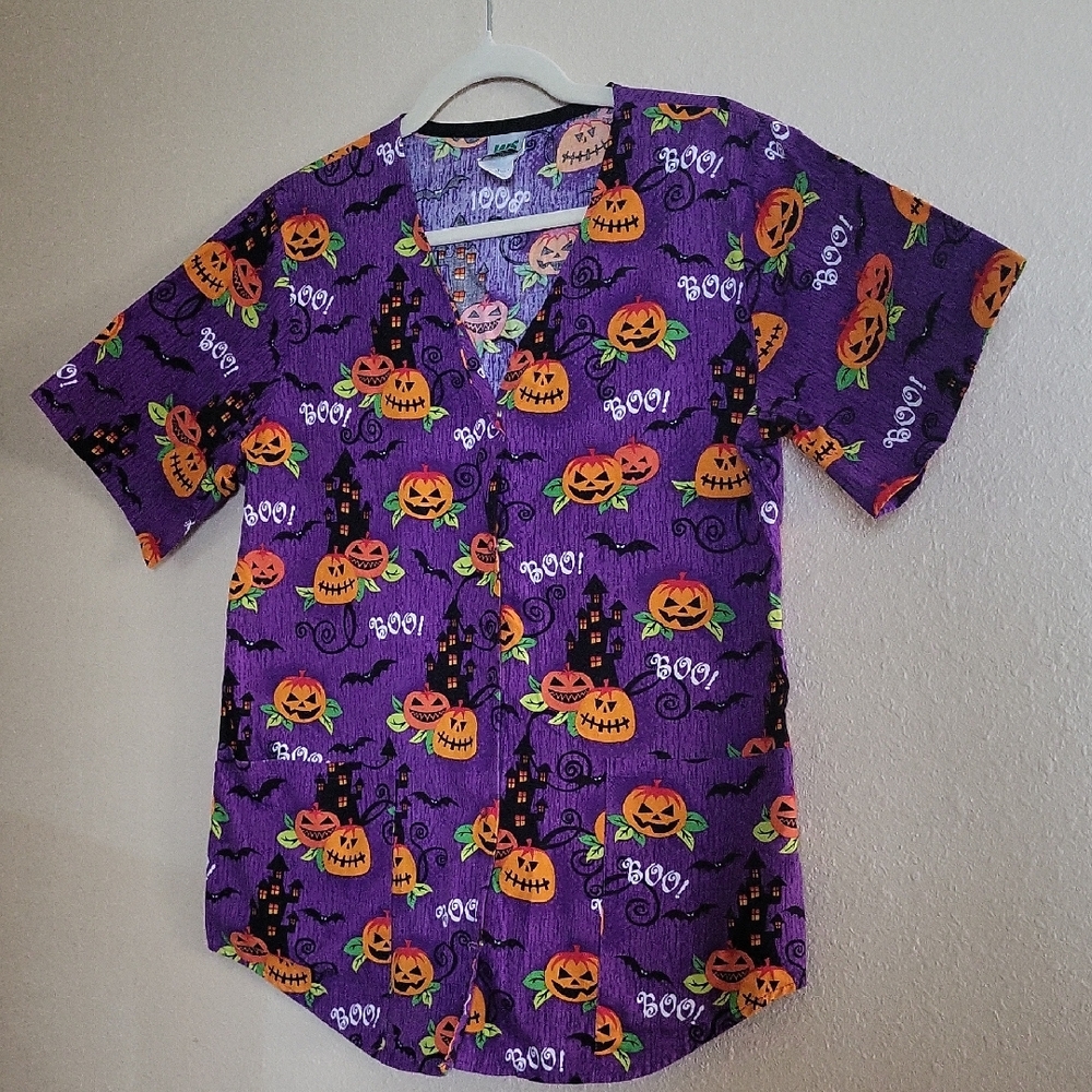 Vintage Halloween Pumpkin snap buttonsscrubs top